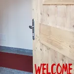 Апартаменты Al Camanel