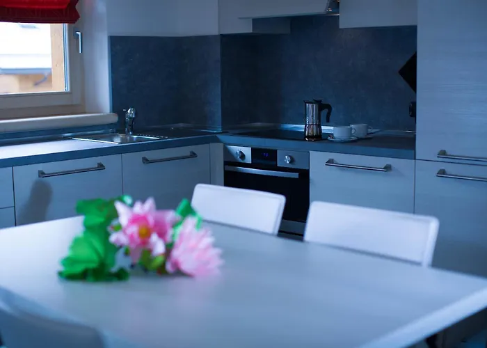 Al Camanel Apartament *